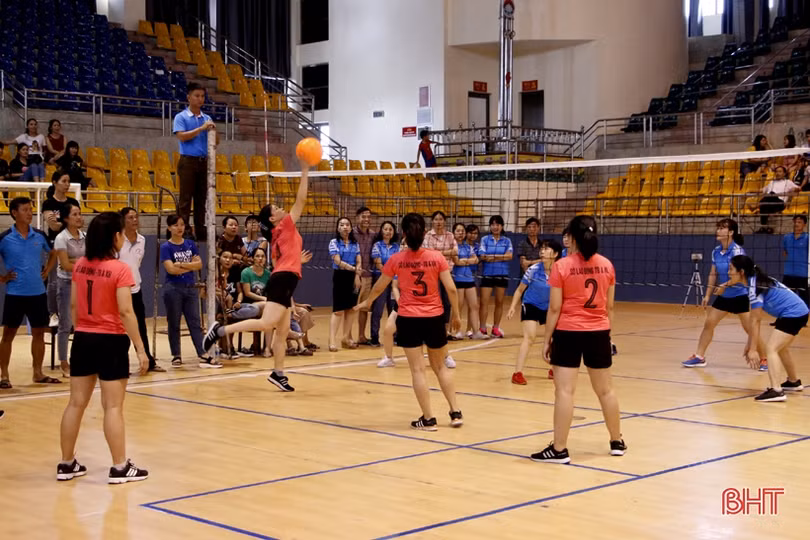 Sở LĐ-TB&XH Hà Tĩnh vô địch Giải bóng chuyền hơi nữ Khối VHXH - Hành chính tổng hợp