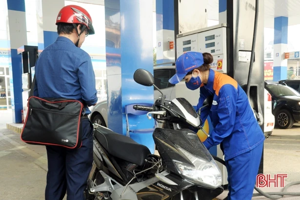 Bất cập khi tổ chức Đảng chuyển đi, tổ chức đoàn thể vẫn “ở lại”