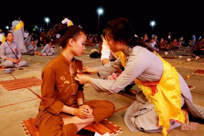 Đến chùa Hữu Lạc lặng nghe chữ “Hiếu”