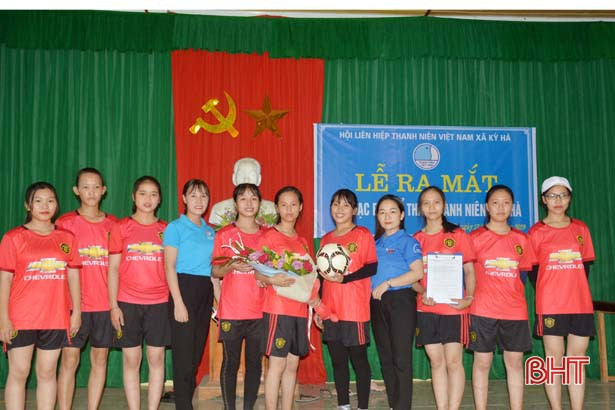 Ra mắt câu lạc bộ thể thao thanh niên vùng giáo tại thị xã Kỳ Anh