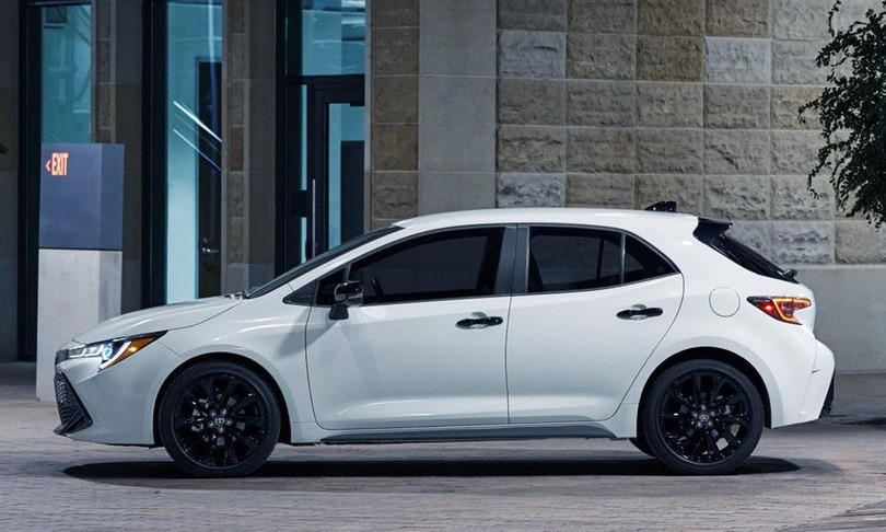 Toyota Corolla 2020 phiên bản bóng đêm thêm tính năng hiện đại
