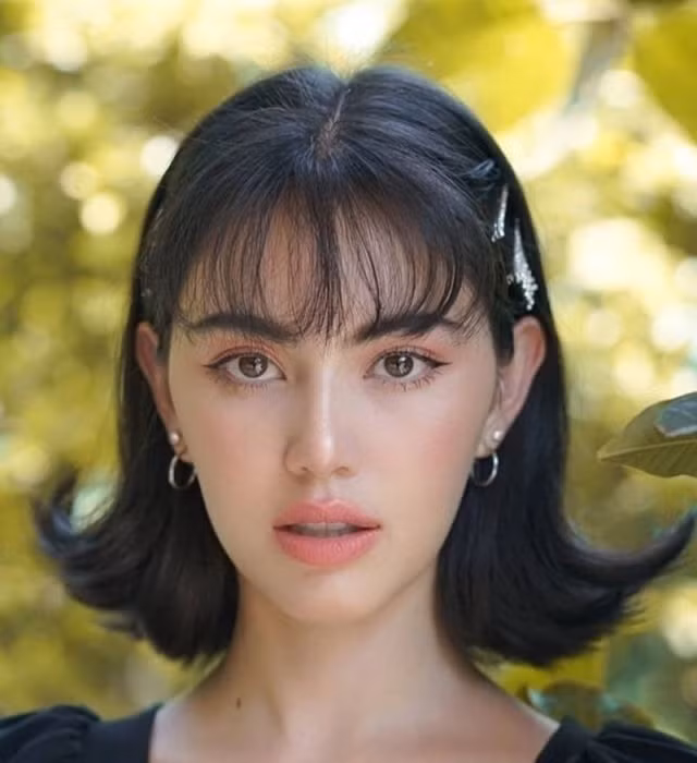 Trẻ ra 10 tuổi với những kiểu tóc mái “sương sương” cực kỳ cuốn hút