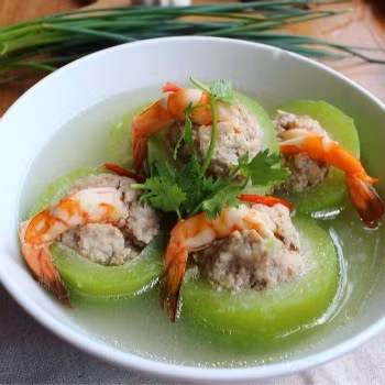 Canh bí xanh nhồi tôm thịt thanh ngọt, giải nhiệt mùa nóng