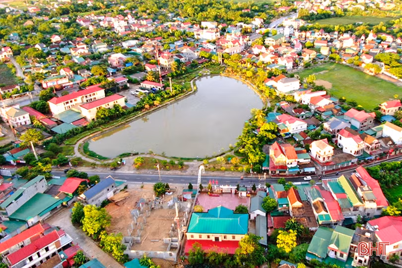 Thị trấn miền núi Hà Tĩnh phát triển TM-DV, xây dựng đô thị văn minh