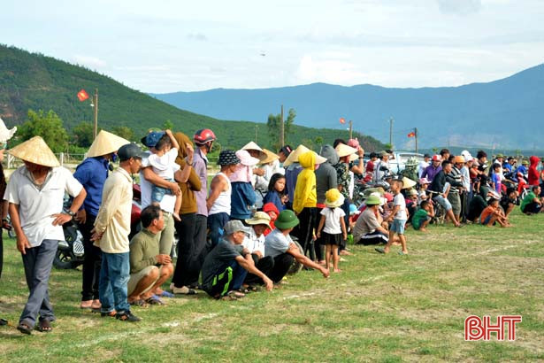 Ra mắt câu lạc bộ thể thao thanh niên vùng giáo tại thị xã Kỳ Anh