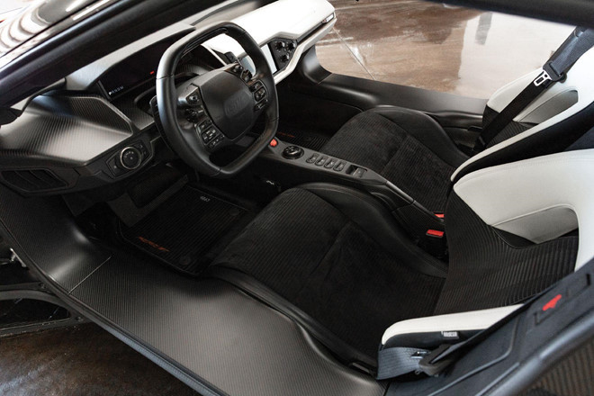 Ẵm ngay triệu đô sau 2 năm khi “đầu tư” siêu xe