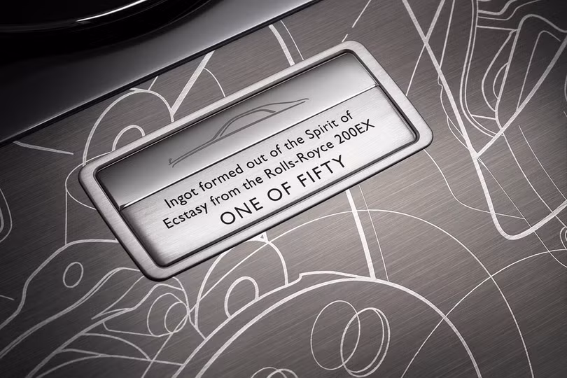 Chiêm ngưỡng bộ sưu tập Rolls-Royce Ghost đặc biệt, chỉ 50 chiếc ra lò