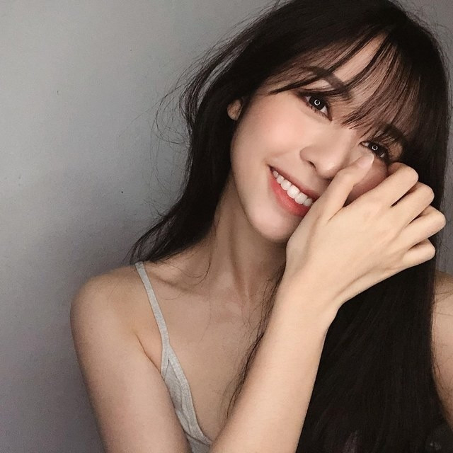 Trẻ ra 10 tuổi với những kiểu tóc mái “sương sương” cực kỳ cuốn hút