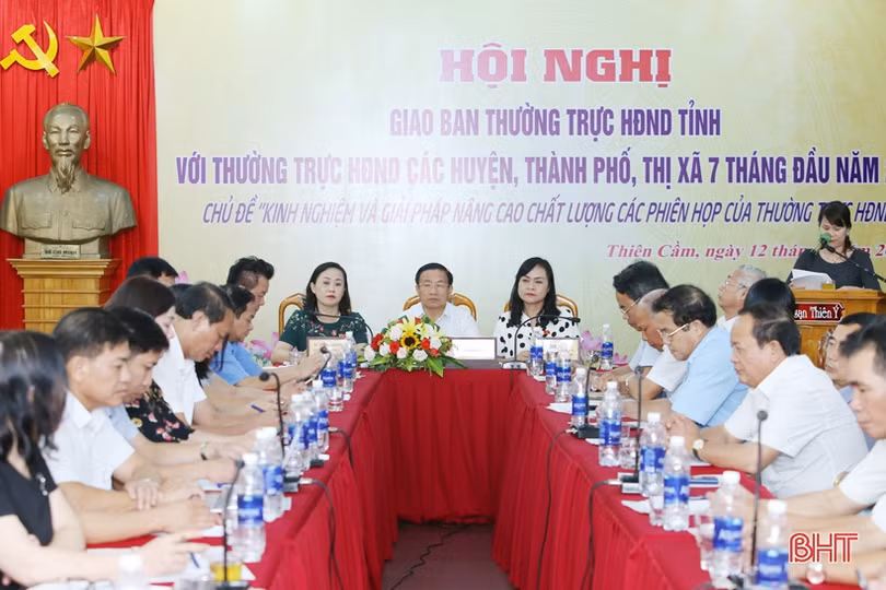 Nhiều giải pháp nâng cao chất lượng các phiên họp Thường trực HĐND
