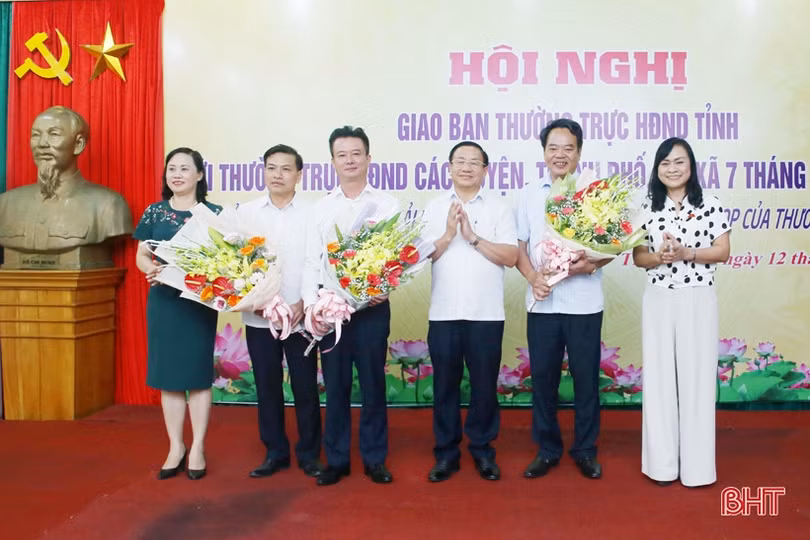 Nhiều giải pháp nâng cao chất lượng các phiên họp Thường trực HĐND