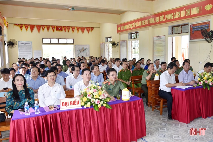Lãnh đạo tỉnh chung vui “Ngày hội toàn dân bảo vệ an ninh Tổ quốc” tại Lộc Hà