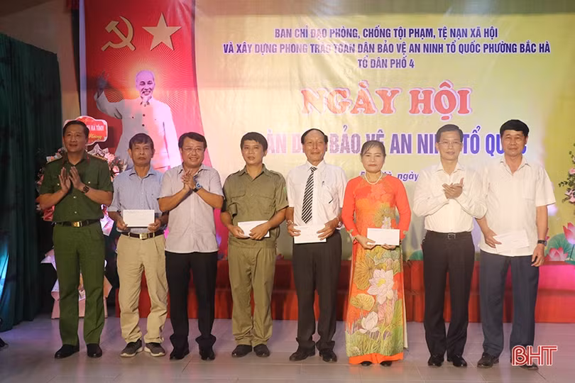 Bí thư Tỉnh ủy tham dự Ngày hội toàn dân bảo vệ an ninh Tổ quốc” tại TP. Hà Tĩnh