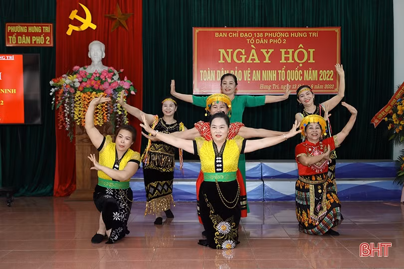 Tổ dân phố đầu tiên ở TX Kỳ Anh vui Ngày hội toàn dân bảo vệ an ninh Tổ quốc”