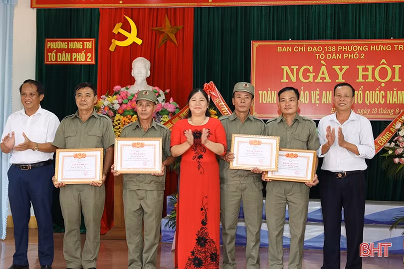 Tổ dân phố đầu tiên ở TX Kỳ Anh vui Ngày hội toàn dân bảo vệ an ninh Tổ quốc”