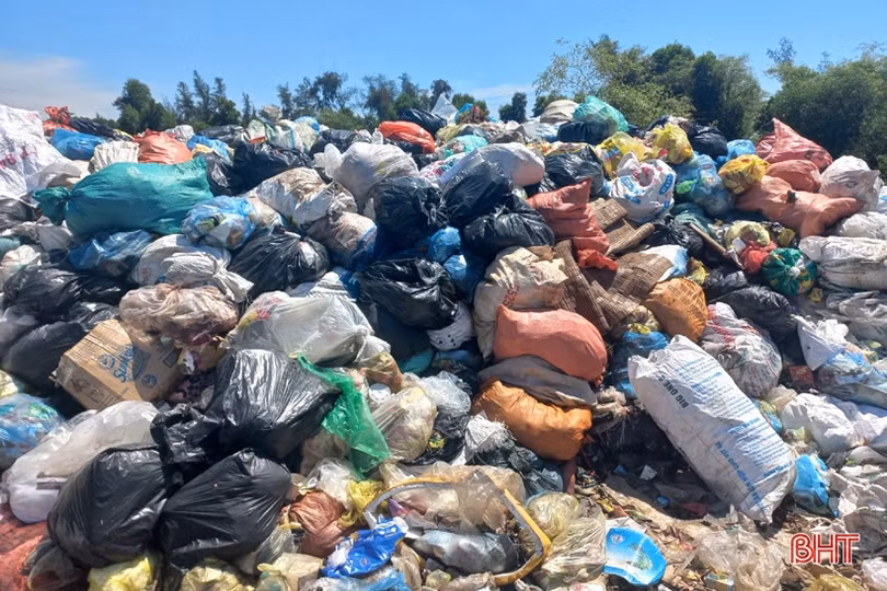 Xử phạt không phân loại rác: Kỳ vọng giảm tải cho các HTX môi trường ở Hà Tĩnh