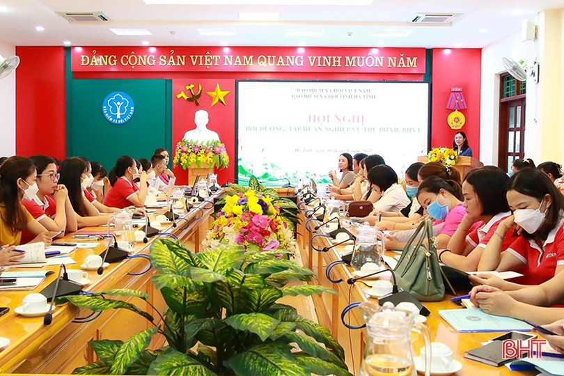 Triển khai công tác thu BHXH, BHYT qua hệ thống Viettel