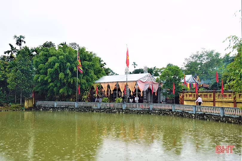 Nhà thờ họ Trần Văn - Nam Trạch đón nhận bằng Di tích lịch sử văn hóa cấp tỉnh