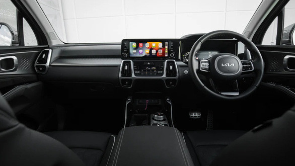 Kia Sorento sắp có phiên bản mới, thay dàn đèn đáng được chờ đợi