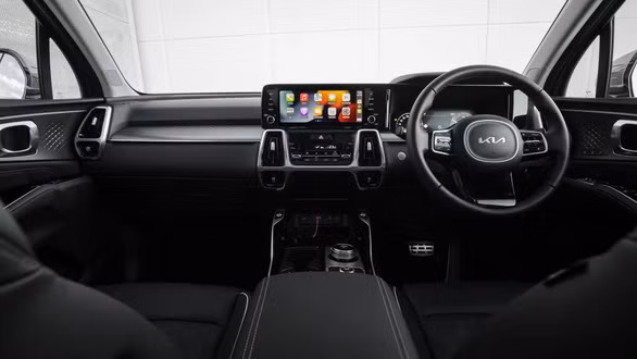 Kia Sorento sắp có phiên bản mới, thay dàn đèn đáng được chờ đợi