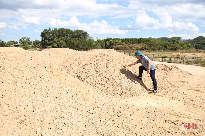 Sở TN&MT Hà Tĩnh làm rõ việc khai thác khoáng sản trên sông Rào Nổ