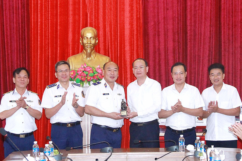 Cảnh sát biển Việt Nam khảo sát xây dựng trung tâm huấn luyện ở Nghi Xuân