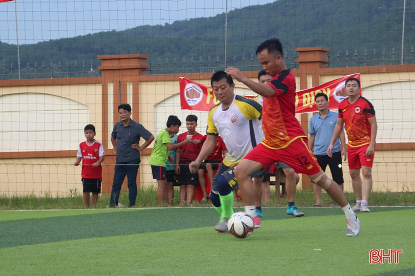 FC khối Nội chính vô địch Giải Bóng đá cán bộ, công chức, viên chức, LLVT và doanh nghiệp TX Hồng Lĩnh