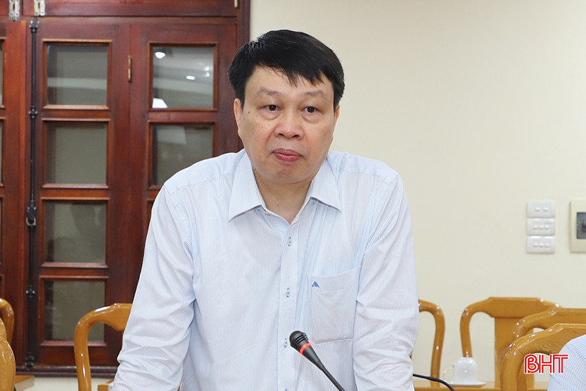 ông Trần Hồng Quang - Phó Viện trưởng Viện Chiến lược và Chính sách Kinh tế - Tài chính phát biểu tại buổi làm việc. bqbht_br_3.jpg