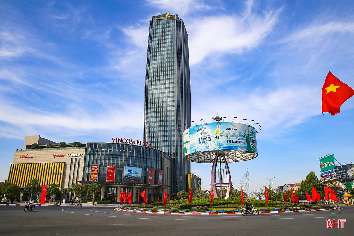 Thành phố Hà Tĩnh ngày đầu kỳ nghỉ lễ 2/9