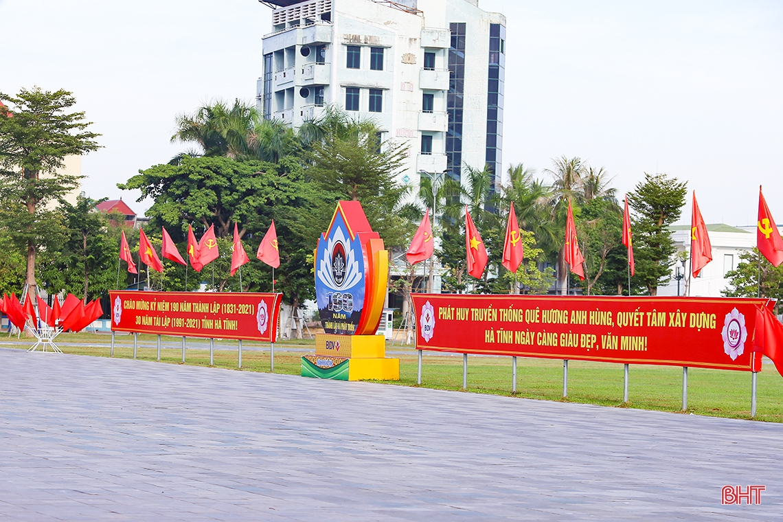 Thành phố Hà Tĩnh ngày đầu kỳ nghỉ lễ 2/9