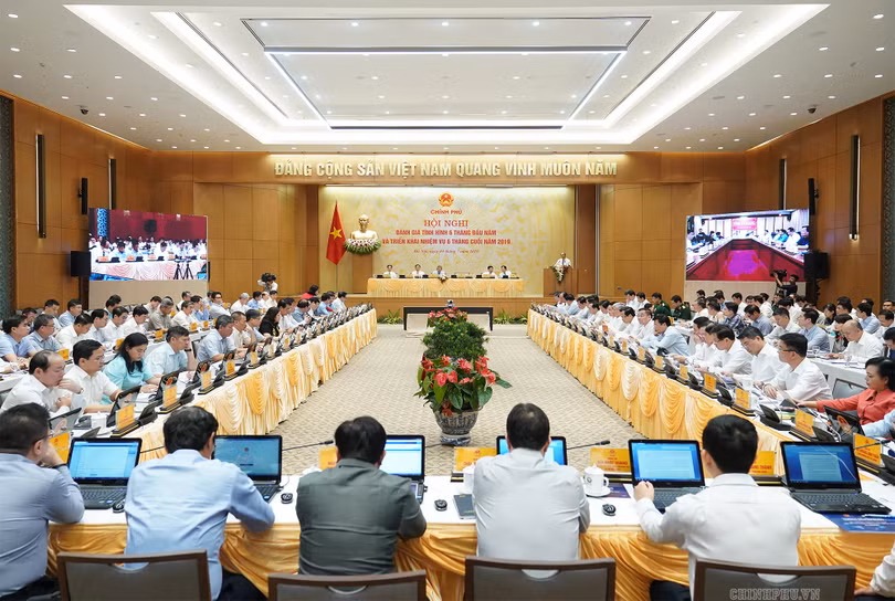 Tăng trưởng GDP 6 tháng đầu năm ước đạt 6,76%