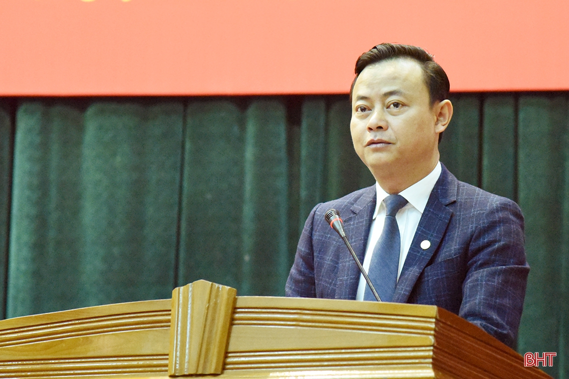 Đội ngũ trí thức, văn nghệ sỹ, nghệ nhân, nhà báo đồng hành thực hiện thắng lợi Nghị quyết Đại hội Đảng bộ Hà Tĩnh lần thứ XIX