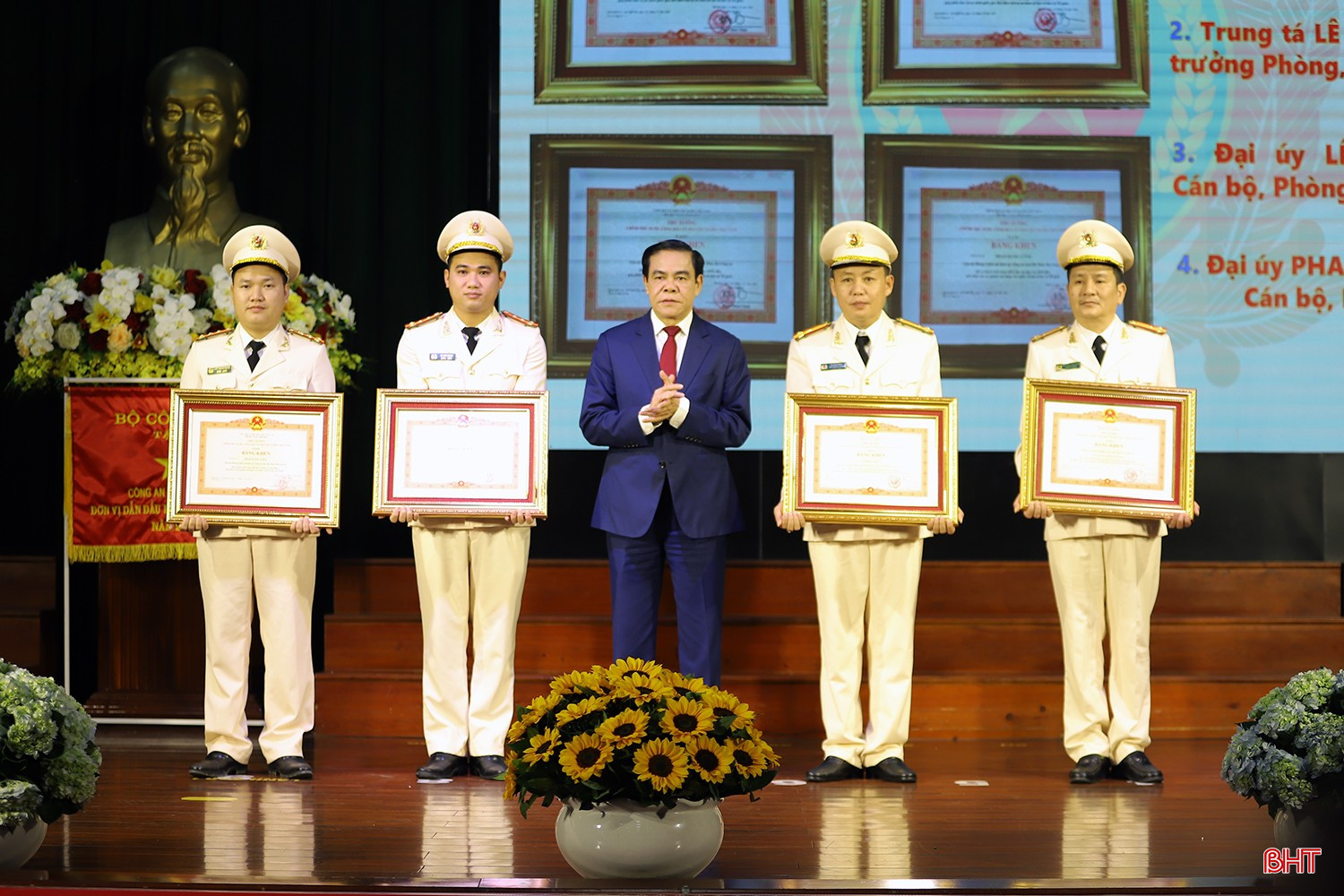 bqbht_br_cong-an-tinh-11a.jpg
