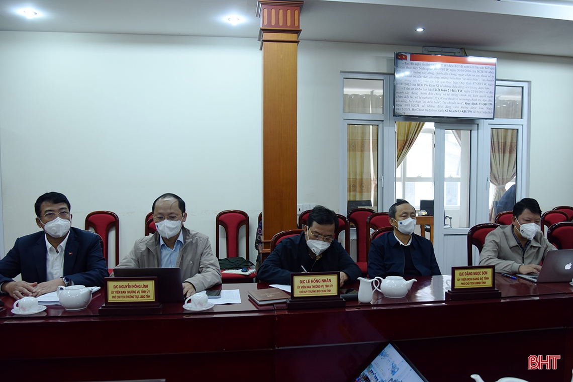 Quán triệt sâu sắc, triển khai quyết liệt công tác xây dựng, chỉnh đốn Đảng