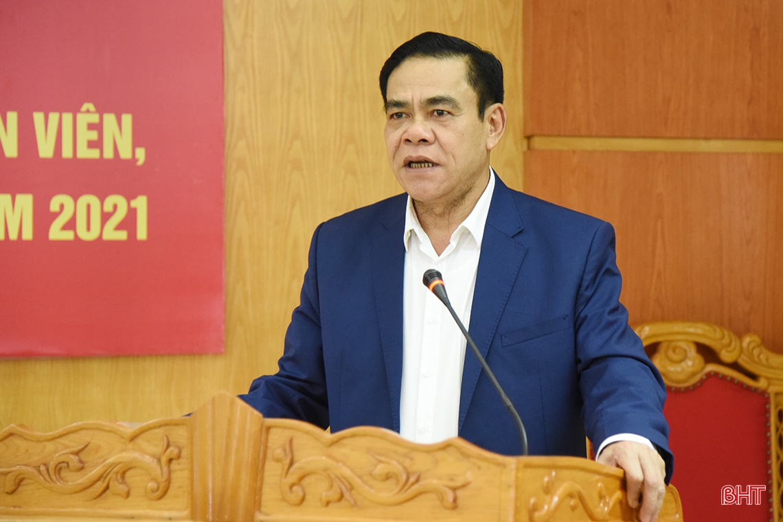Hà Tĩnh khen thưởng huấn luyện viên, vận động viên đạt thành tích xuất sắc
