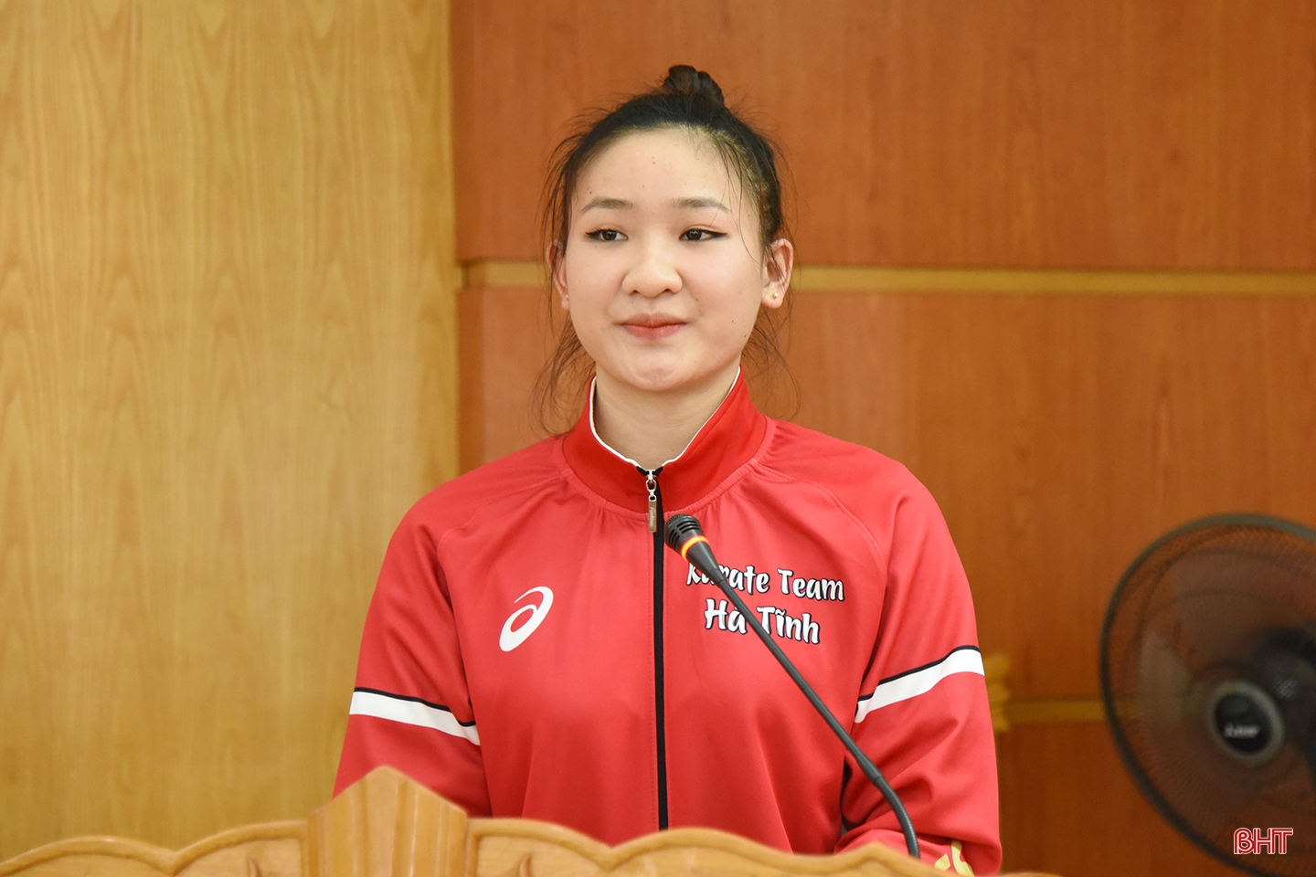 Hà Tĩnh khen thưởng huấn luyện viên, vận động viên đạt thành tích xuất sắc