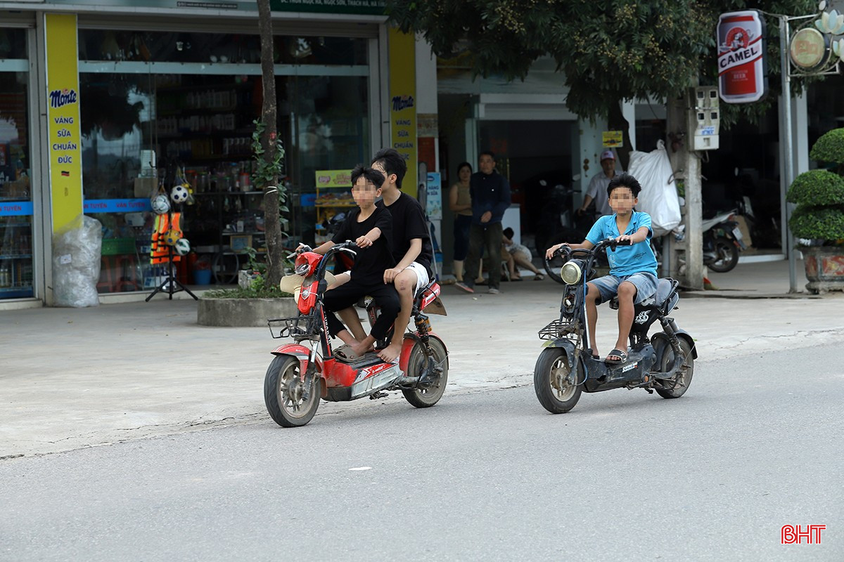 bqbht_br_hoc-sinh-vi-pham-giao-thong-2.jpg