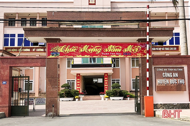 Hà Tĩnh: Khởi tố 4 cán bộ, nguyên cán bộ và giáo viên, y tế xã can tội đánh bạc