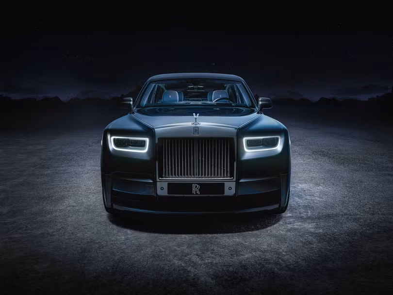 Rolls-Royce Cullinan Black Badge hơn 40 tỷ thứ 2 về Việt Nam