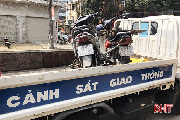 Sau va chạm xe máy ở TP Hà Tĩnh, người đàn ông bị tử vong