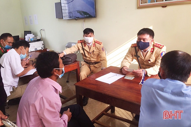 Xử phạt hơn 50 trường hợp vi phạm giao thông trên đường ven biển Hà Tĩnh