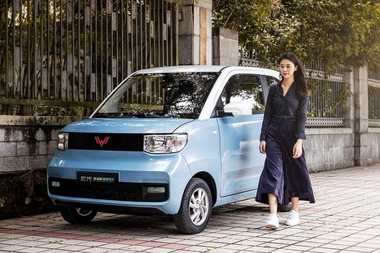 Xe điện Mini EV chỉ 100 triệu đồng của GM Bạn biết gì về xe điện chỉ 100 triệu đồng, đi phố cực kỳ tiện lợi?