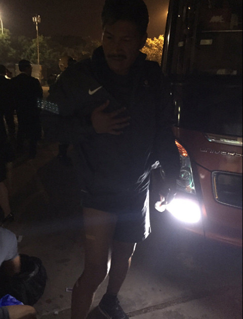 xe cho indonesia bi cdv qua khich tan cong