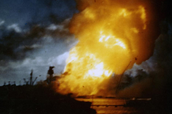 anh tu lieu ve tran chien tran chau cang kinh hoang