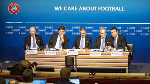 uefa thay doi khung gio thi dau champions league