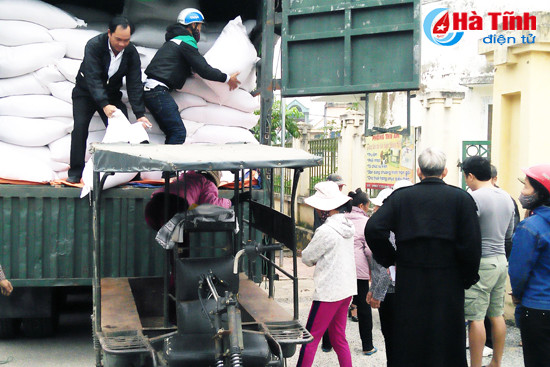 cap 42 tan gao ho tro hoc sinh vung dac biet kho khan huong khe