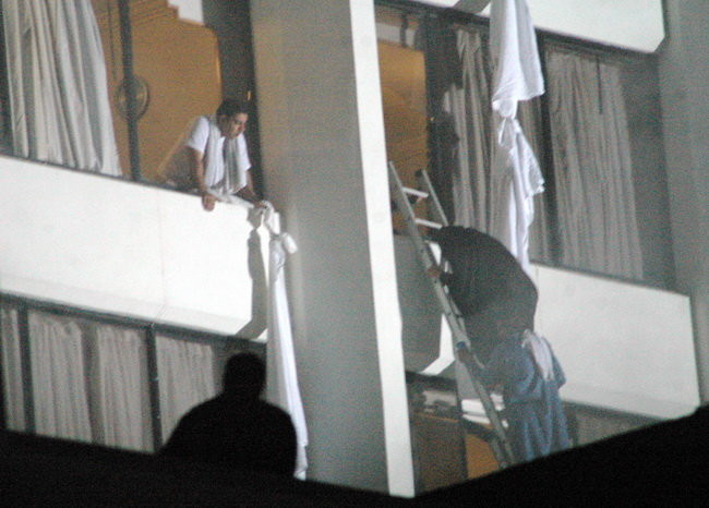 chay khach san pakistan 11 nguoi chet 75 bi thuong