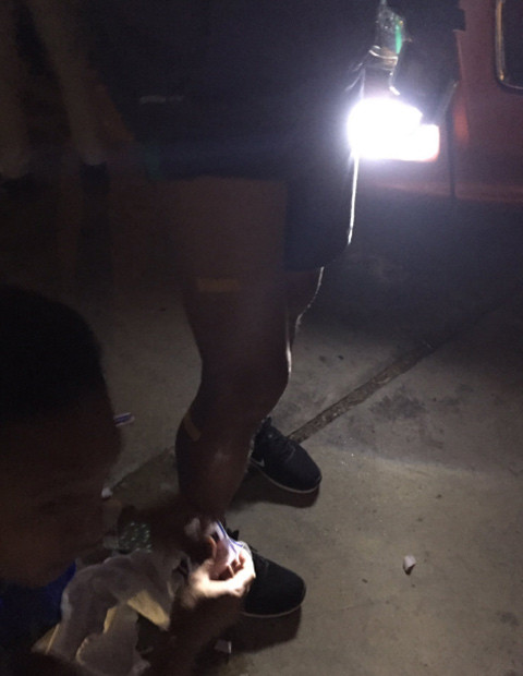 xe cho indonesia bi cdv qua khich tan cong