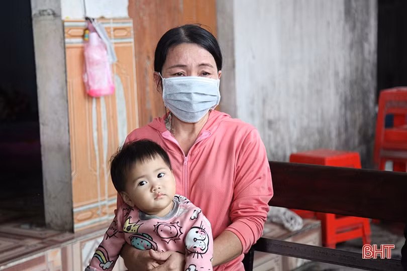 Lãnh đạo tỉnh Hà Tĩnh thăm hỏi, động viên gia đình nạn nhân tử vong do tai nạn giao thông