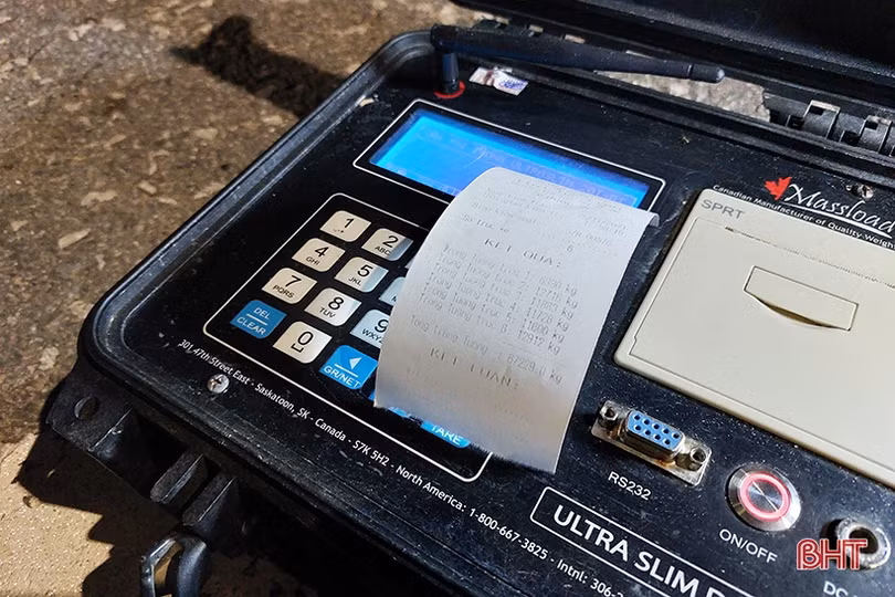 Hà Tĩnh: Tài xế lập nhóm Zalo “né” thanh tra giao thông xử lý xe quá tải