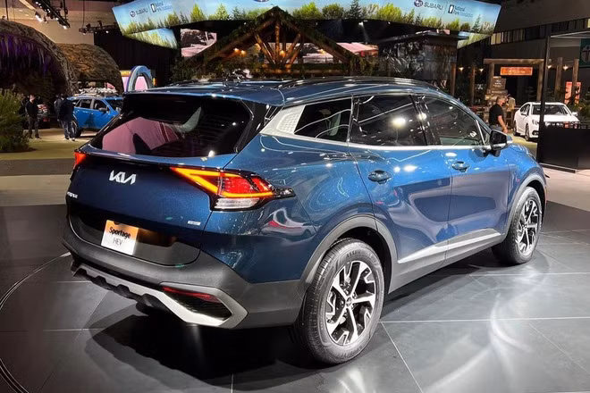 Chi tiết Kia Sportage Hybrid 2023: “Uống” xăng 6L/100 km, sắp về Việt Nam